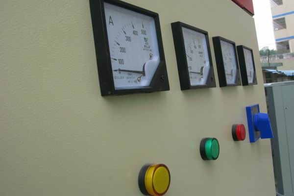 威远配电柜-3683讲讲配电柜注意事项